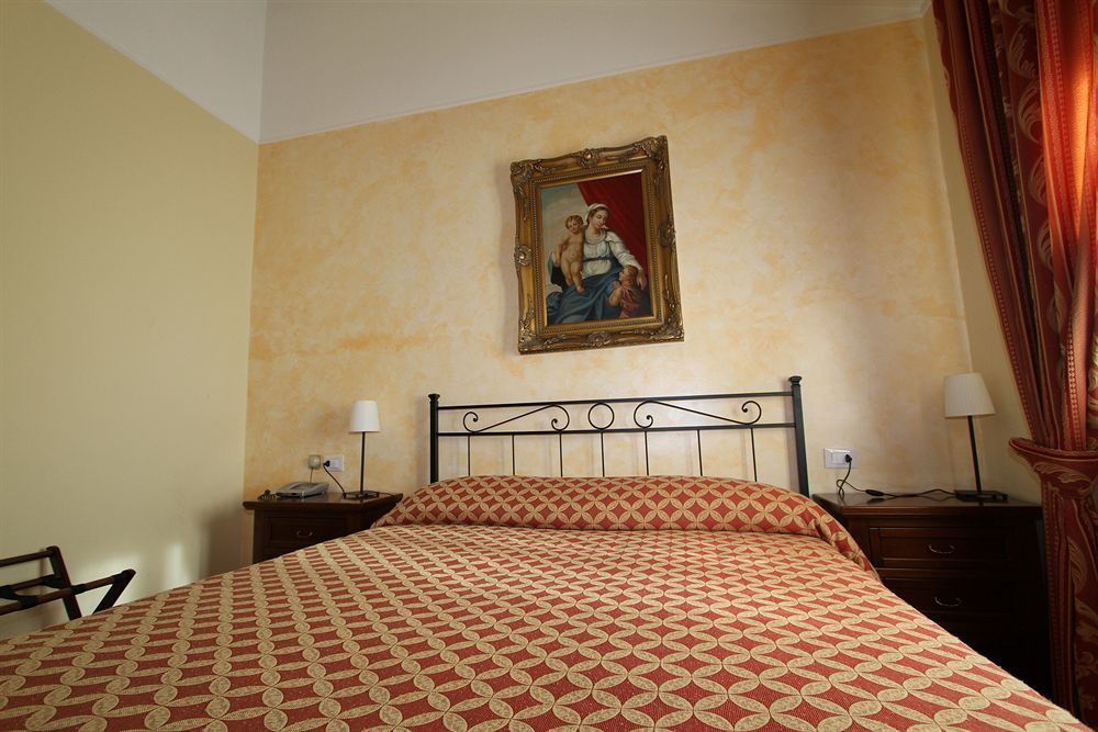 La Vecchia Fattoria Loreto Exterior foto